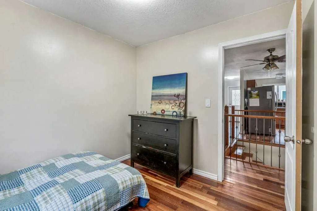139 Laval Boulevard W