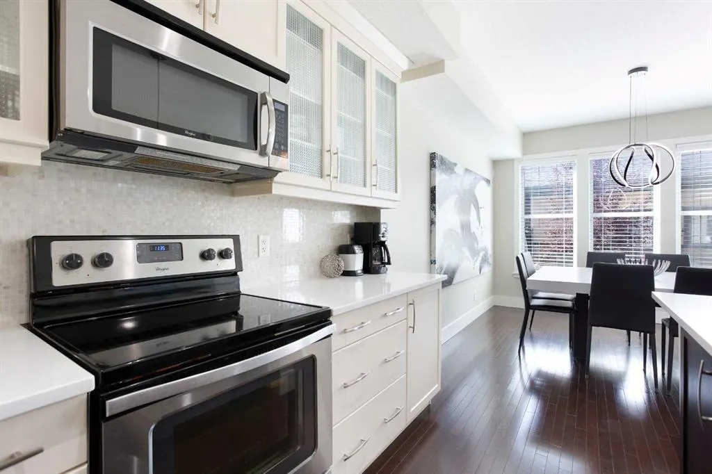 548 Quarry Park Boulevard SE