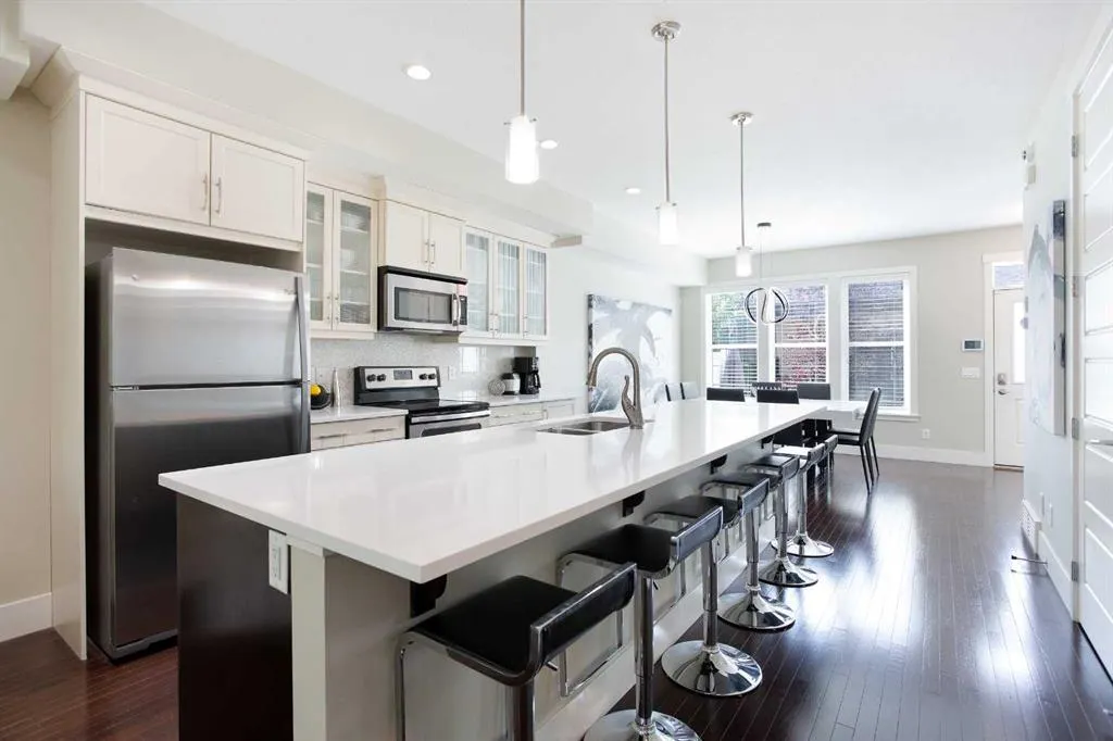 548 Quarry Park Boulevard SE