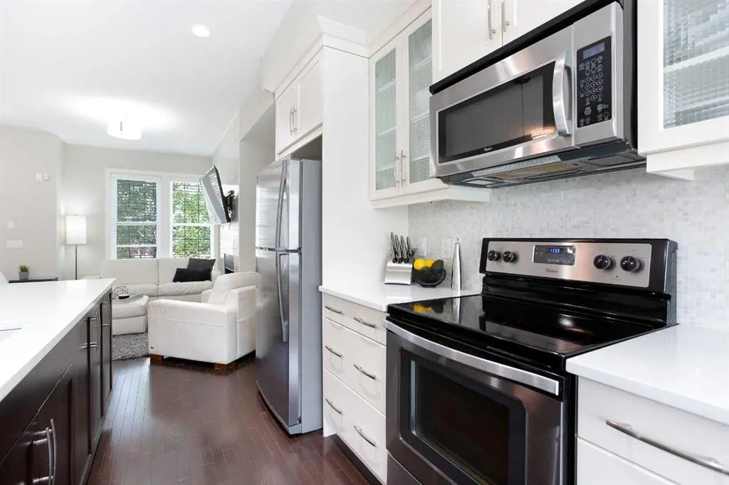 548 Quarry Park Boulevard SE