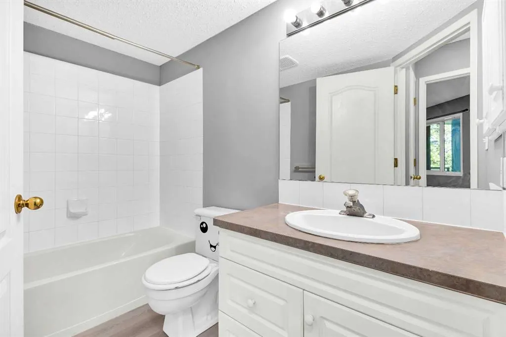 20 Sierra Morena Mews SW, #309