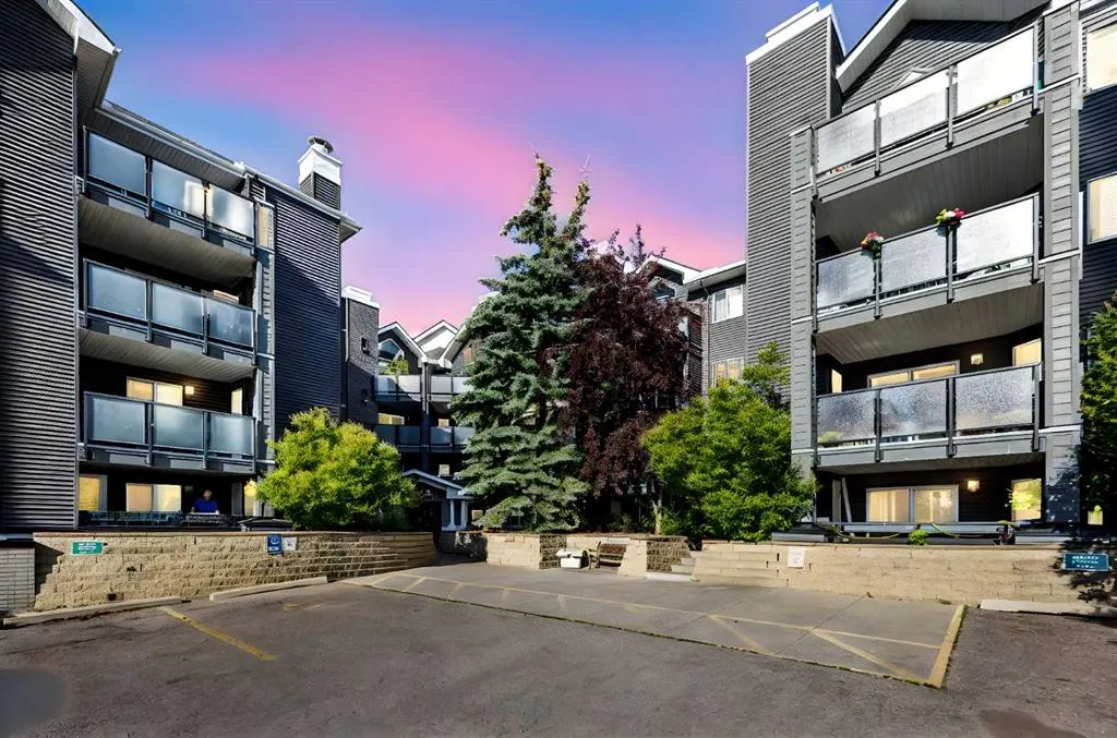 20 Sierra Morena Mews SW, #309