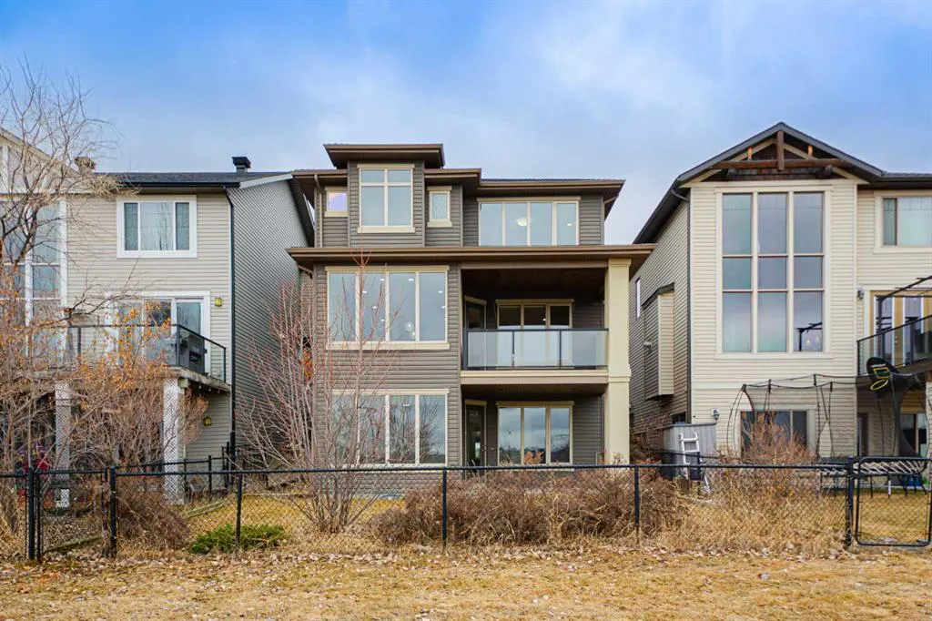 74 Chaparral Valley Square SE