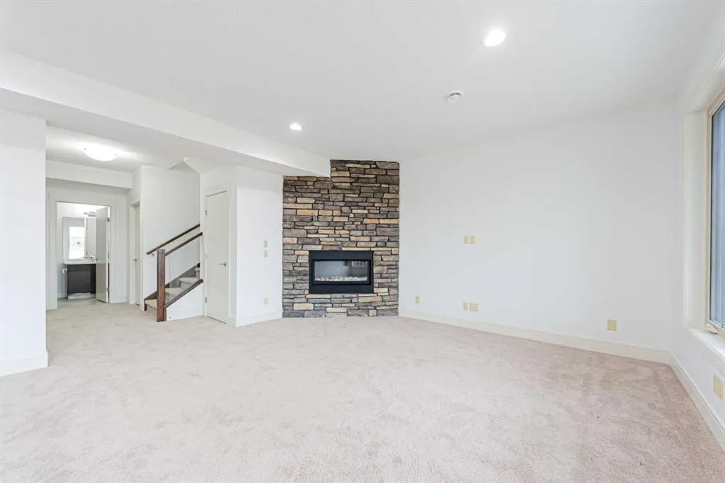 74 Chaparral Valley Square SE
