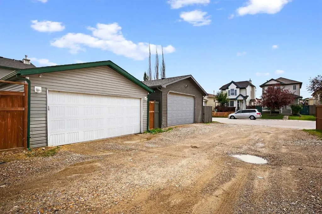 6 Martinvalley Court NE