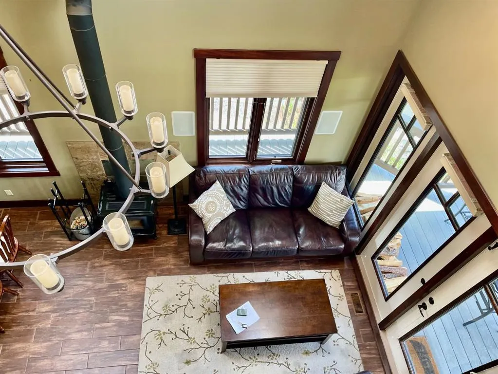 249 Cottageclub Crescent