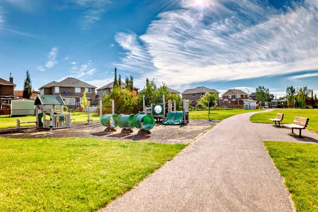 492 Boulder Creek Way SE