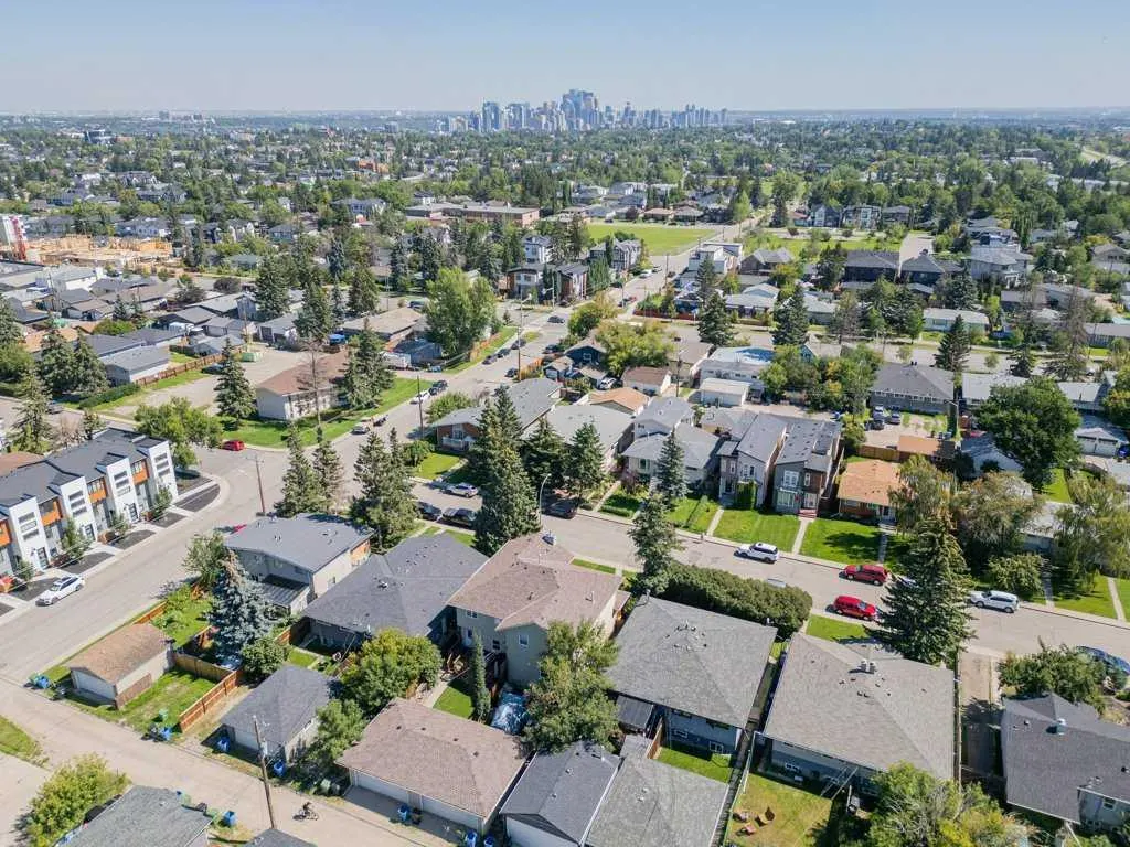 3105 A & B, 3017 A & B 38 Street SW