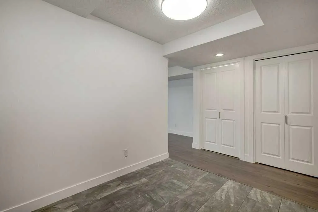 3105 A & B, 3017 A & B 38 Street SW