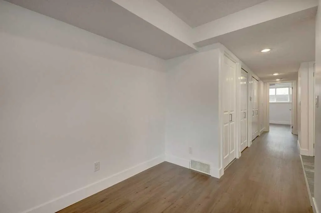 3105 A & B, 3017 A & B 38 Street SW