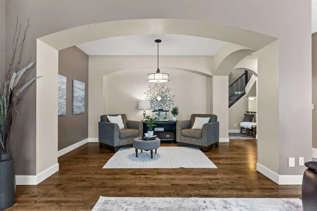 809 Canoe Green SW