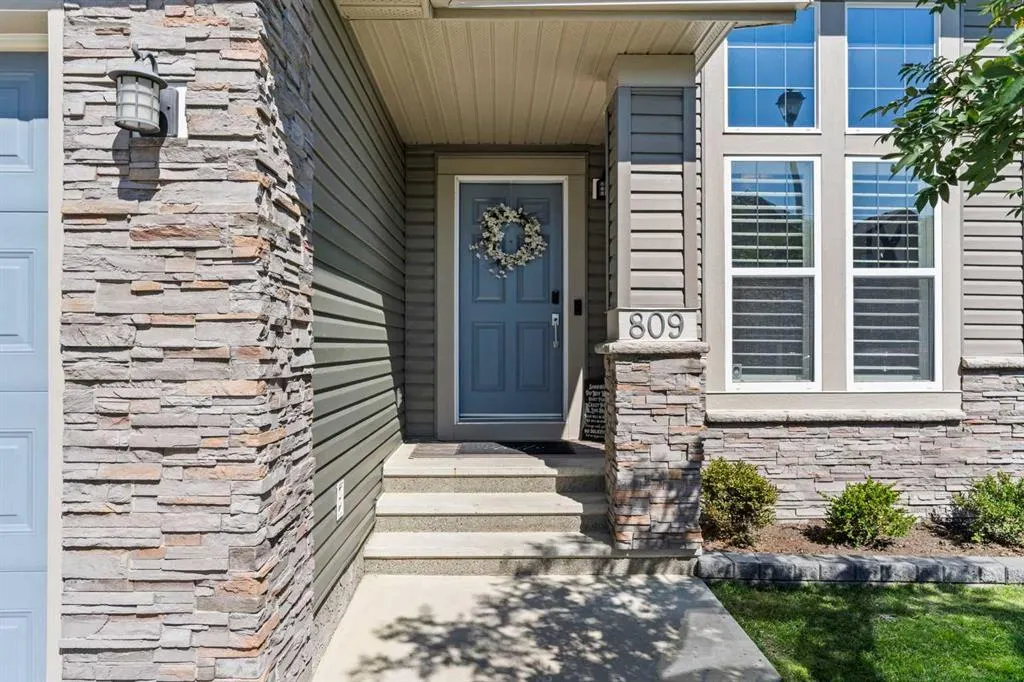 809 Canoe Green SW