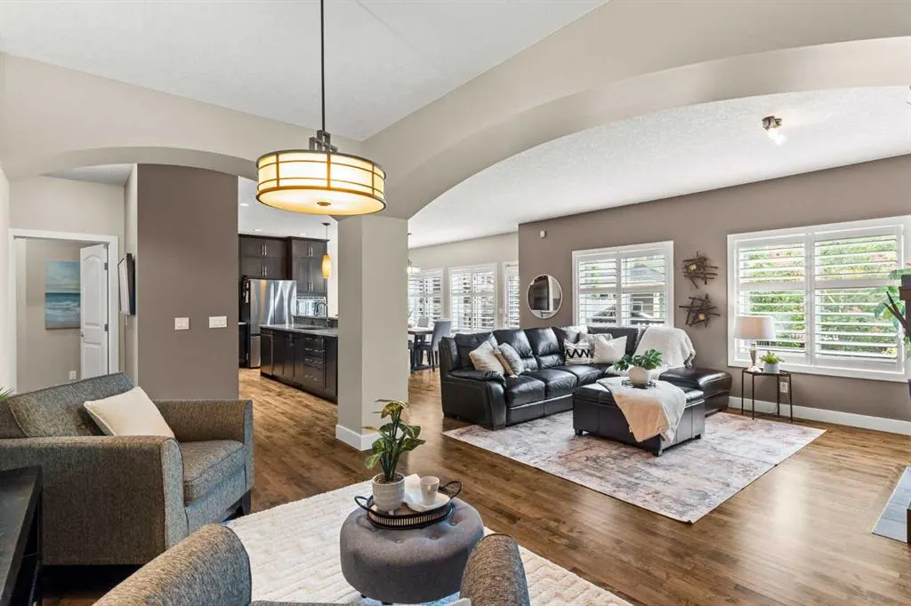 809 Canoe Green SW
