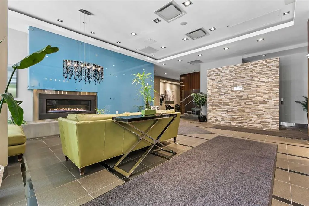 888 4 Avenue SW, #607