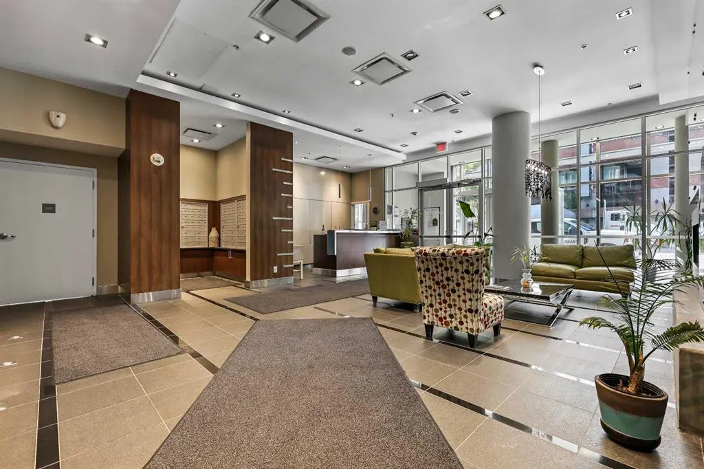 888 4 Avenue SW, #607