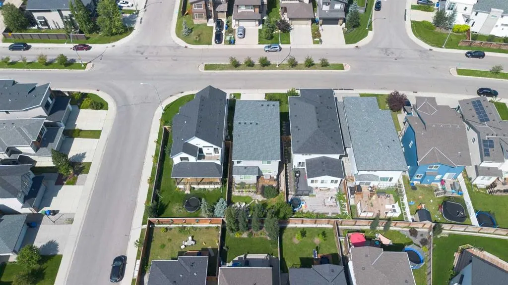 21 Walden Way SE