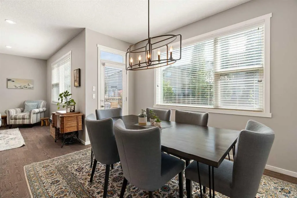 21 Walden Way SE