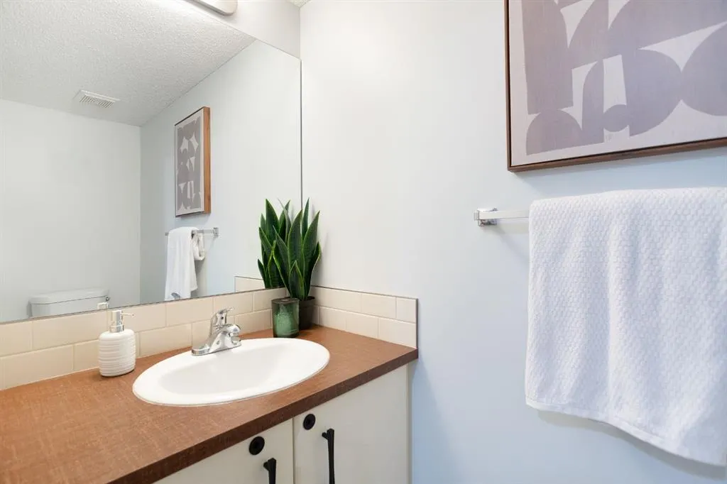 2445 Kingsland Road SE, #2302