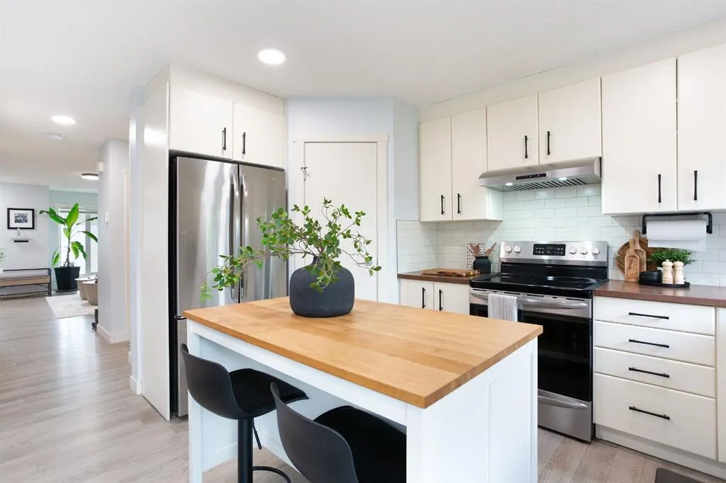 2445 Kingsland Road SE, #2302