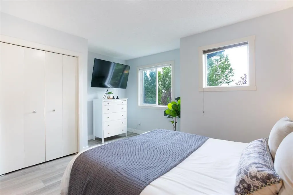2445 Kingsland Road SE, #2302