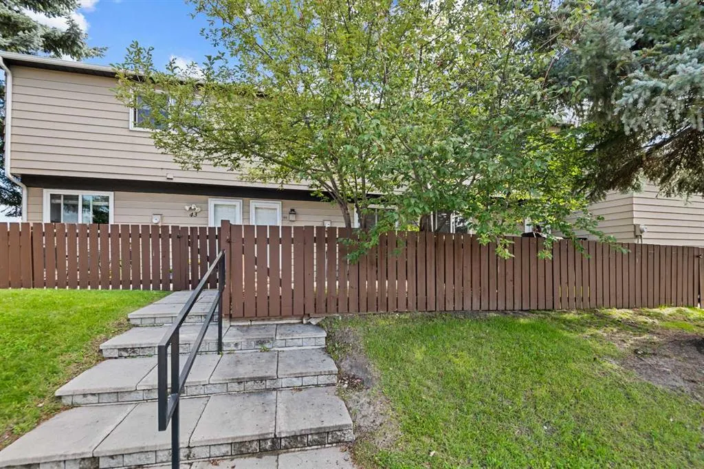 7205 4 Street NE, #44