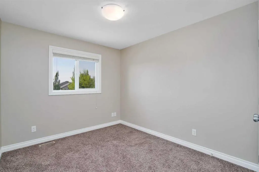 275 Cedar Square