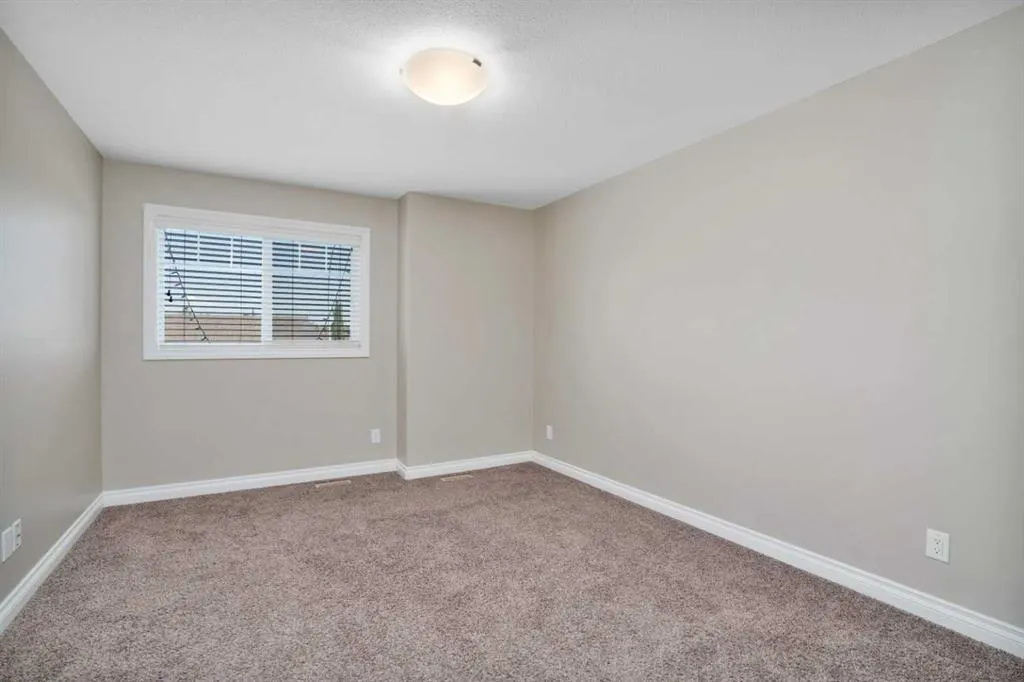 275 Cedar Square