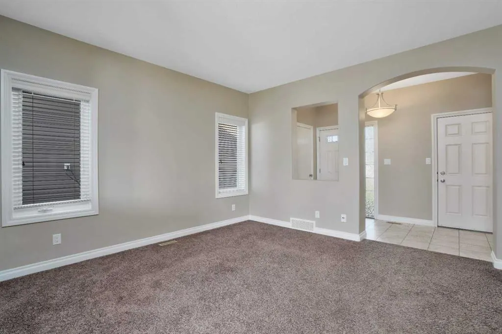 275 Cedar Square