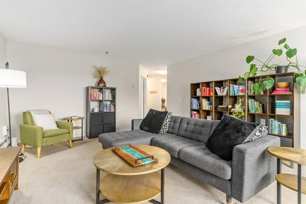 649 Marsh Road NE, #316