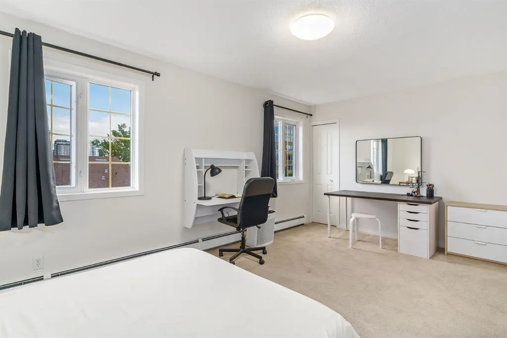 649 Marsh Road NE, #316