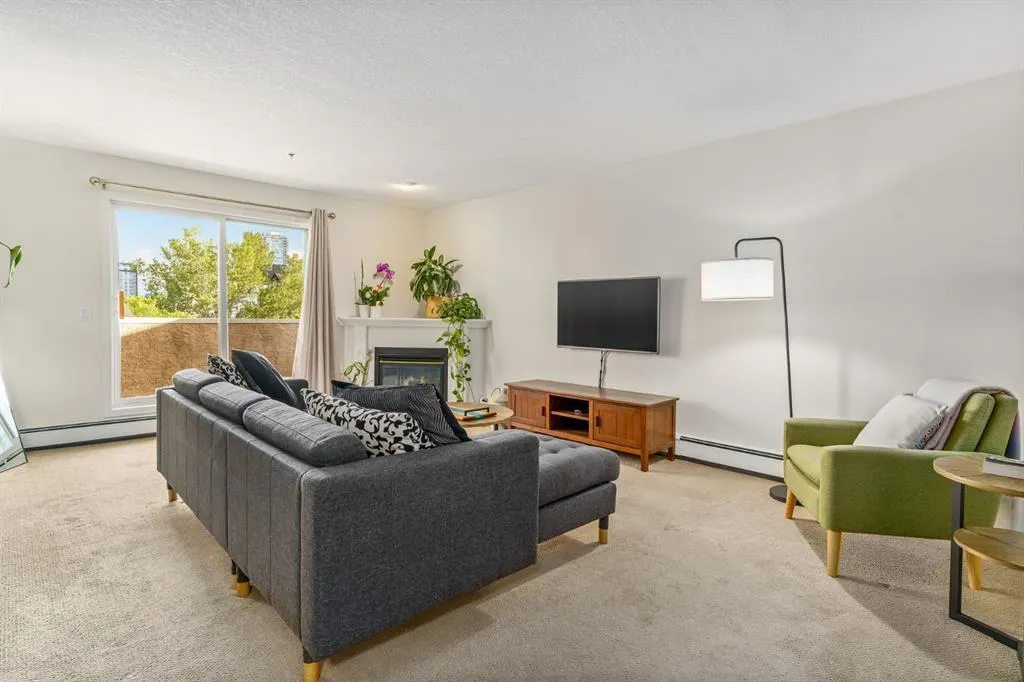 649 Marsh Road NE, #316