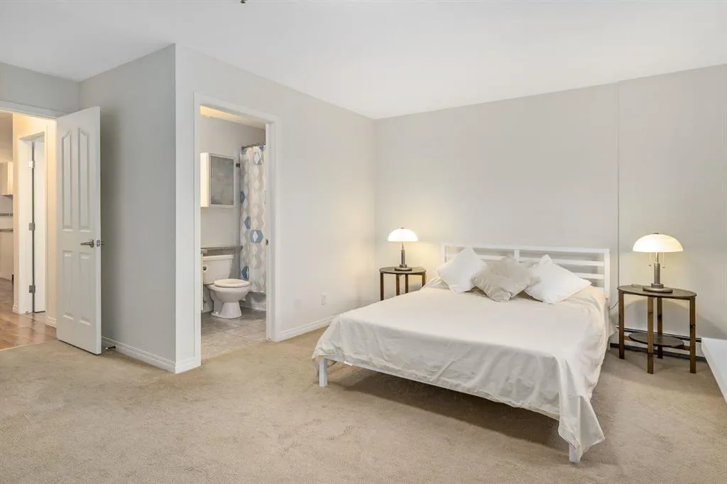 649 Marsh Road NE, #316