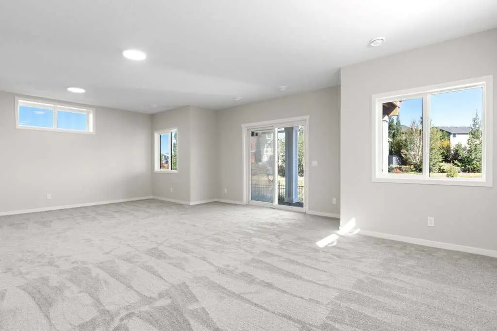 108 Monterey Bay SE
