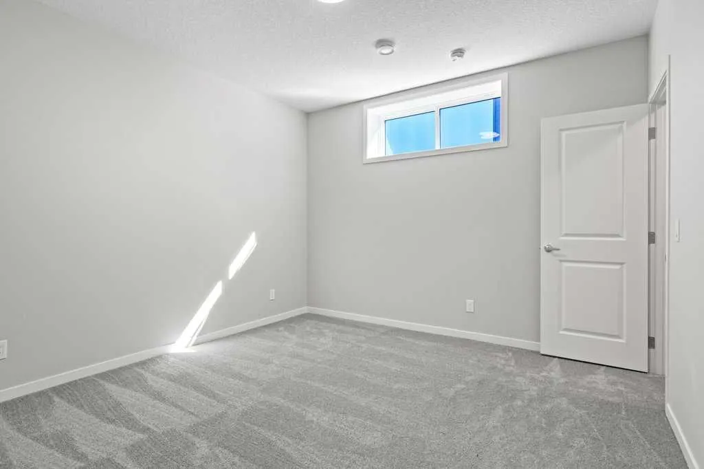 108 Monterey Bay SE