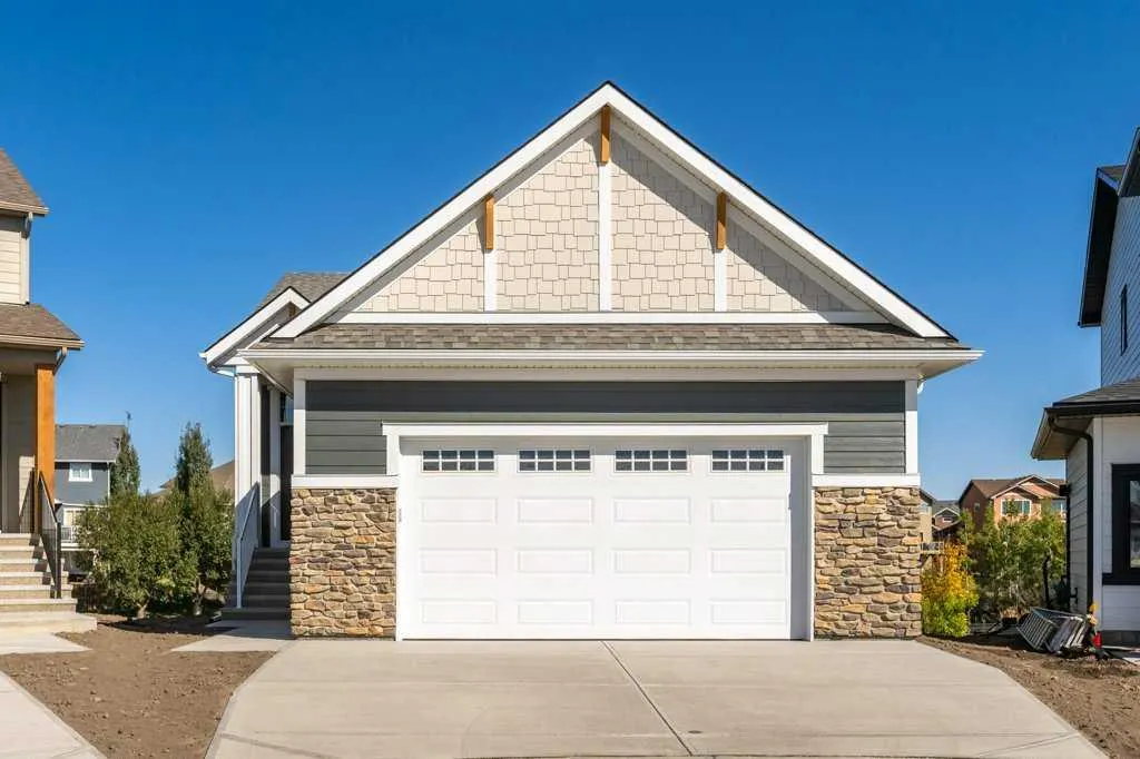108 Monterey Bay SE