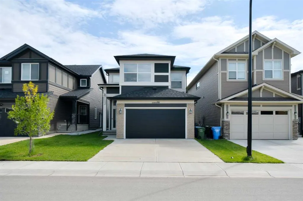 308 Lucas Way NW