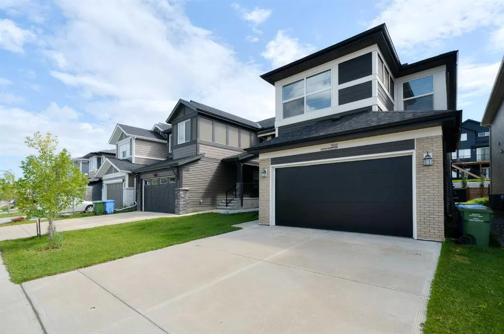 308 Lucas Way NW