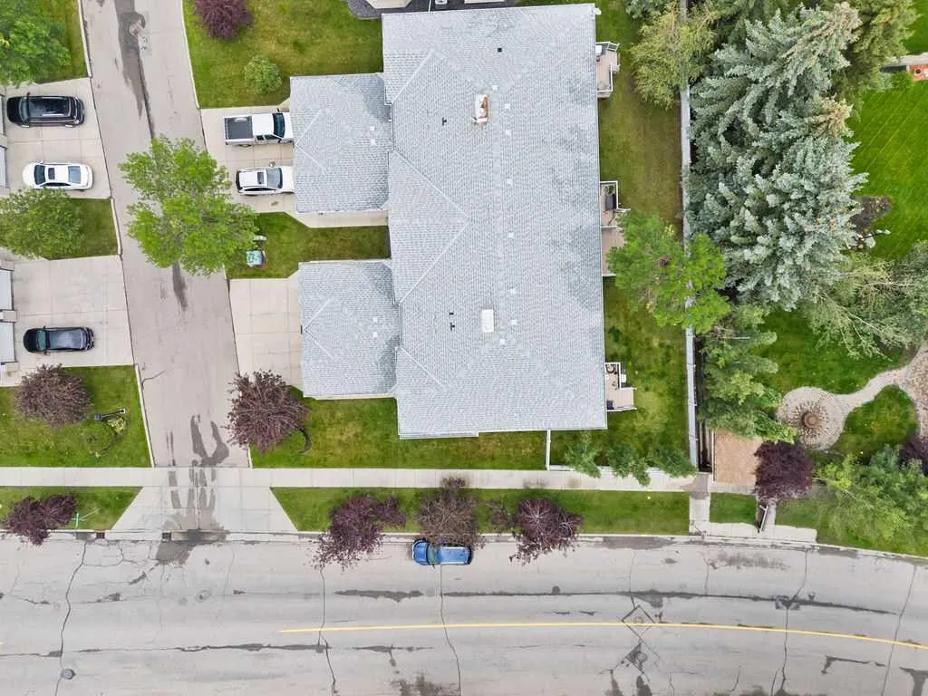 31 Silvergrove Close NW