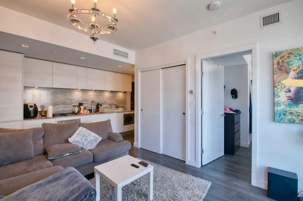 310 12 Avenue SW, #2803