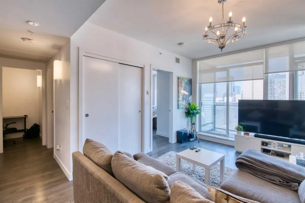 310 12 Avenue SW, #2803