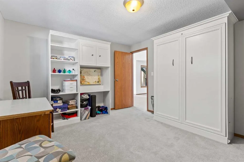 13 Sienna Hills Court SW