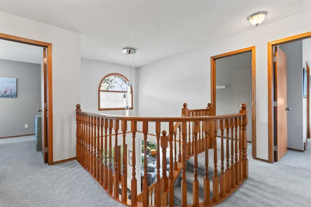 13 Sienna Hills Court SW