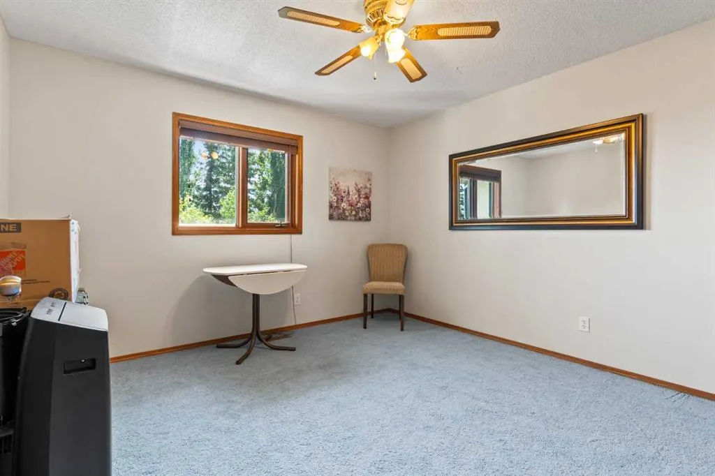 13 Sienna Hills Court SW