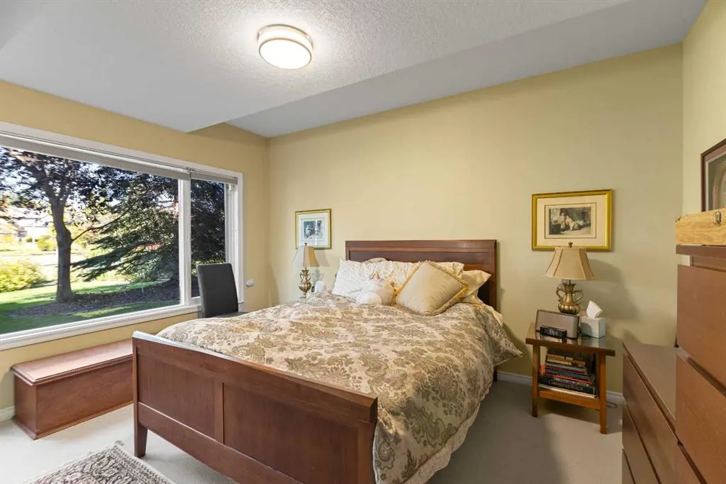 38 Sienna Ridge Landing SW