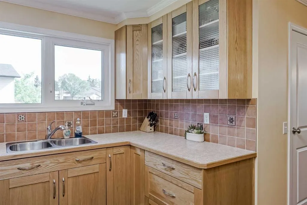 4 Whitefield Close NE