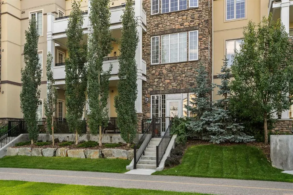 38 Quarry Gate SE, #108