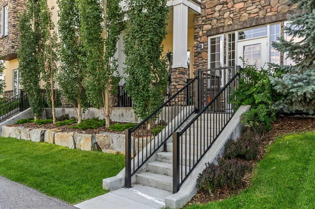 38 Quarry Gate SE, #108