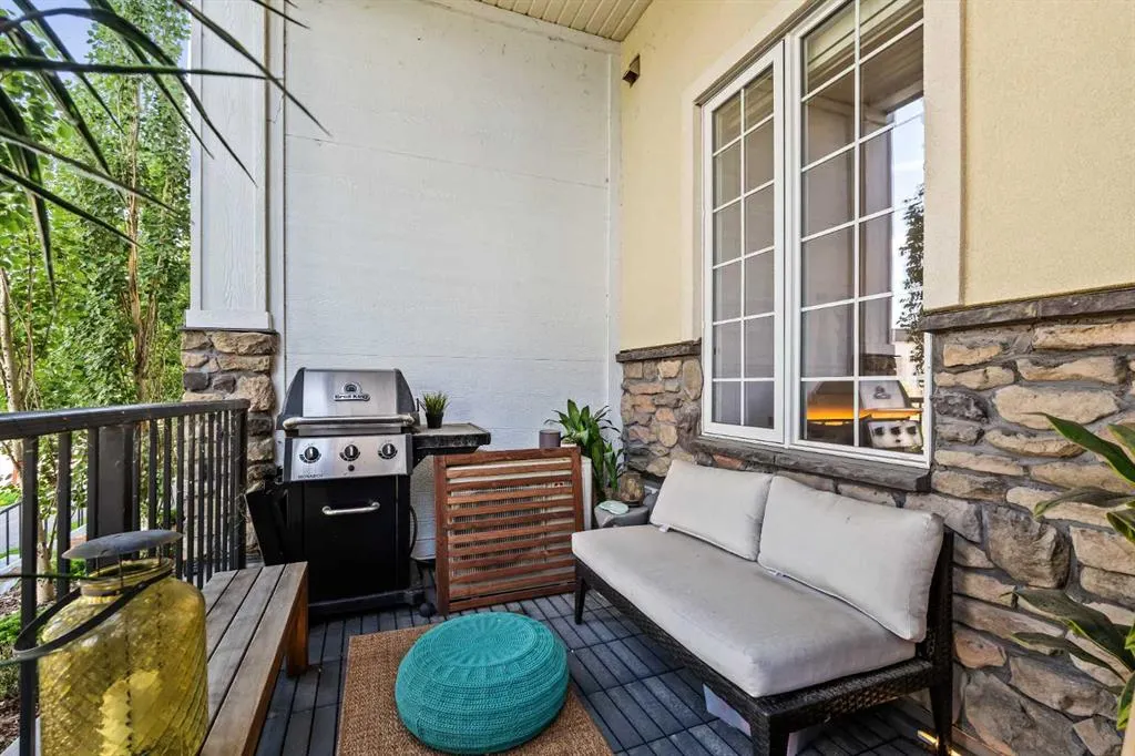 38 Quarry Gate SE, #108