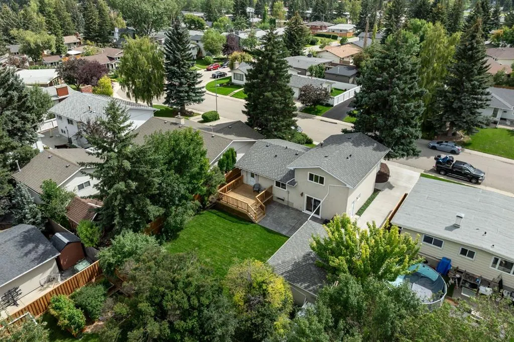5104 Vallance Crescent NW