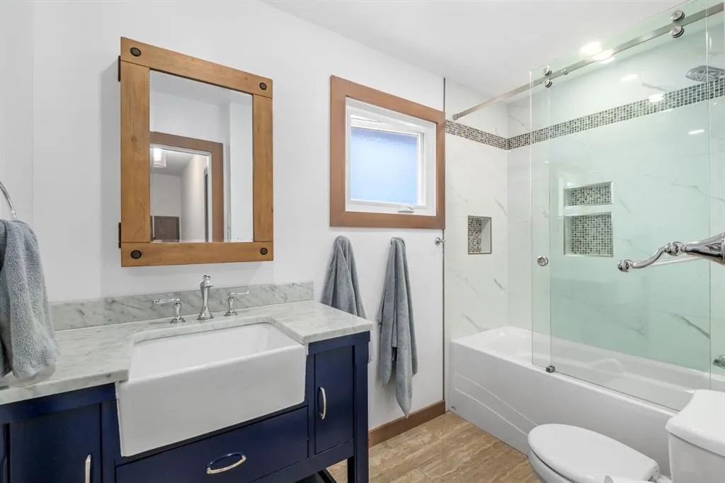 5104 Vallance Crescent NW